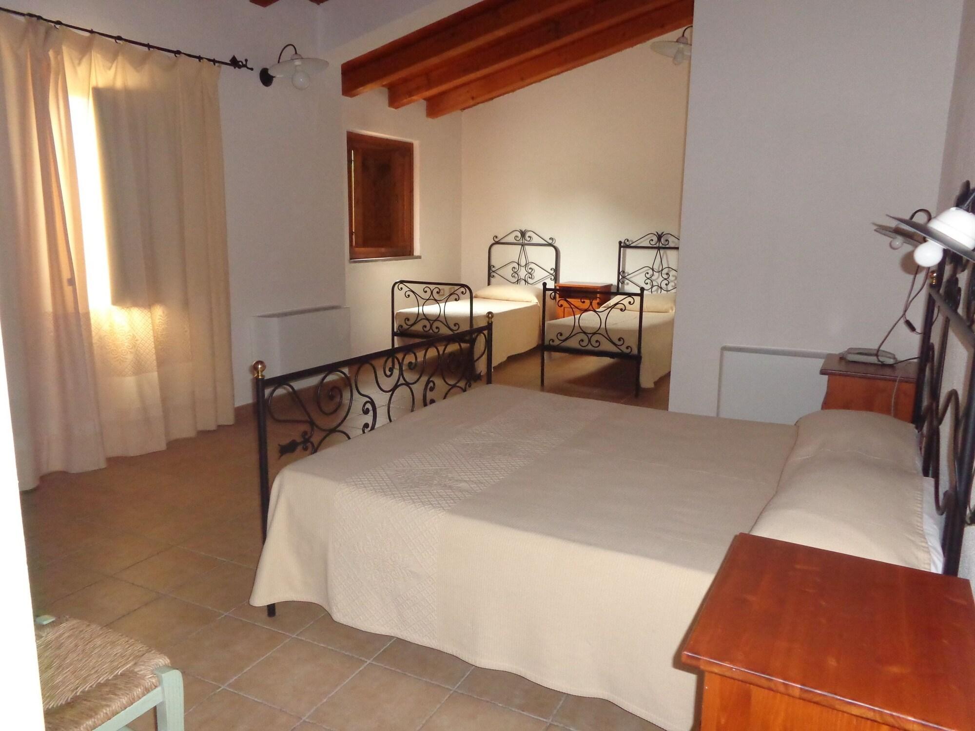 Hotel Su Baione Abbasanta Екстер'єр фото
